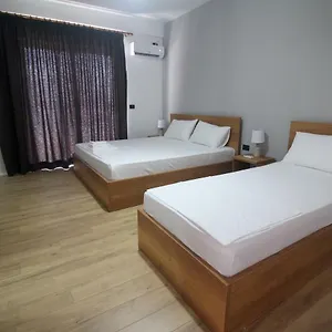 Hotel Hill's